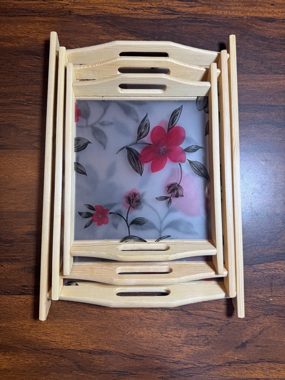  Red white flower design wooden serving tray set Pakistan