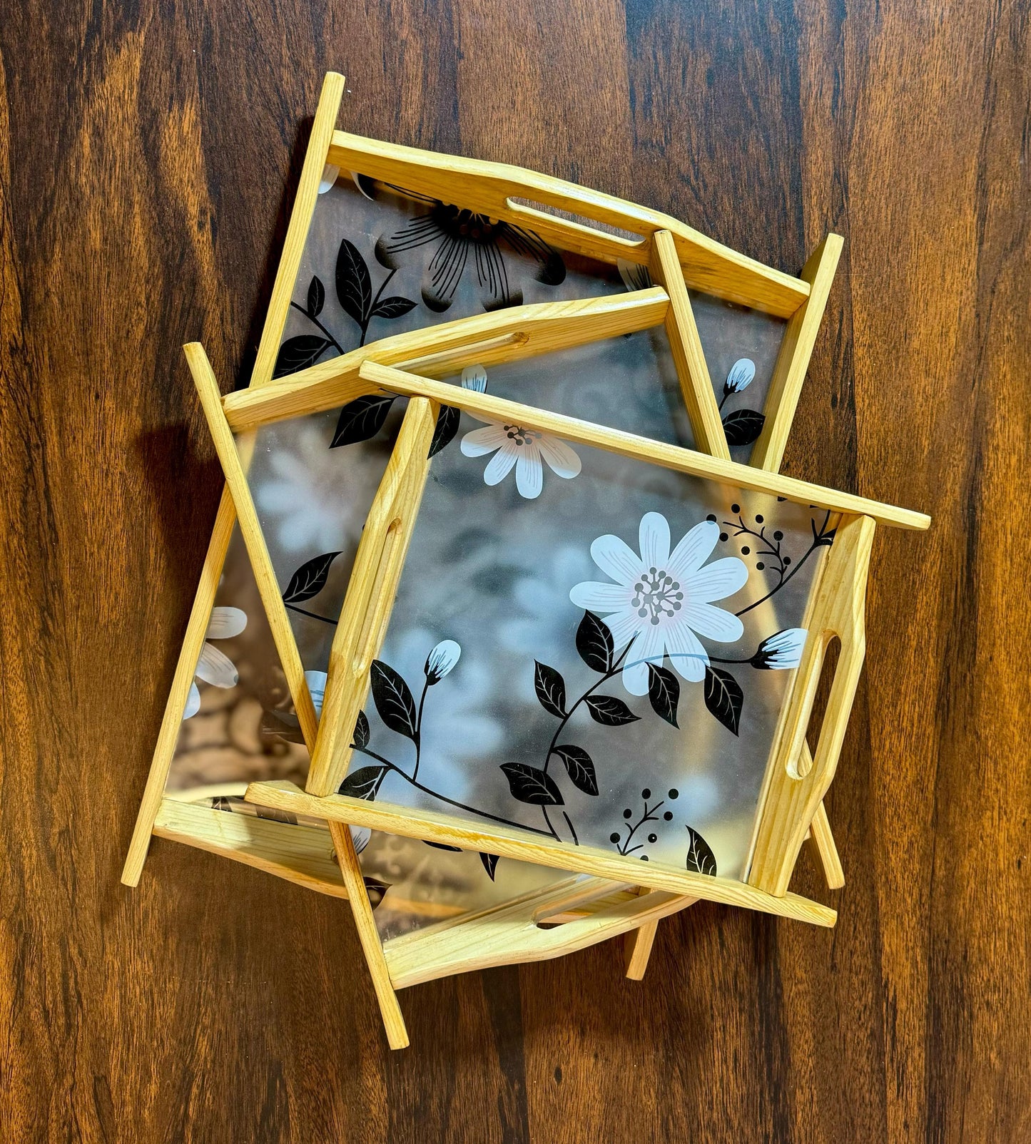 Wooden acrylic flower design serving tray set three pieces Pakistan